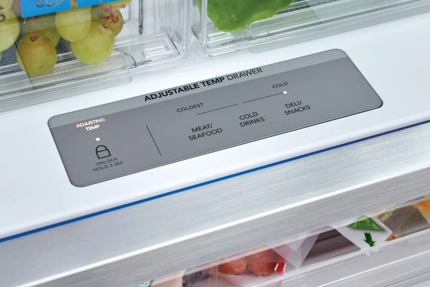 FRIGIDAIRE GALLERY Réfrigérateur 27,8 pi3 36 po Inox Congélateur en bas, Portes françaises - GRFS2853AF