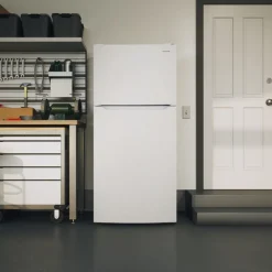 FRIGIDAIRE Réfrigérateur 18 pi3 30 po Blanc Congélateur en haut - FRTE1835AW