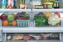 FRIGIDAIRE Réfrigérateur 27,8 pi3 36 po Inox noir Congélateur en bas, Portes françaises - FRFS2823AD